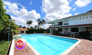 Hermosa finca en arrendamiento con piscina y kiosco ubicada en Cerritos, Pereira