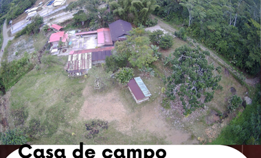 Terreno con construcciones de cabañas de venta en el barrio Lotización Huertos Familiares, en Tena, Napo, Ecuador