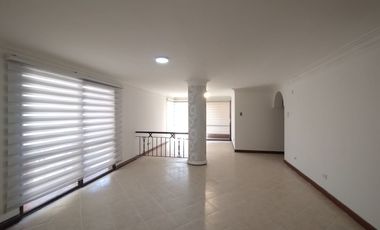 Apartamento en arriendo en Alto Prado.