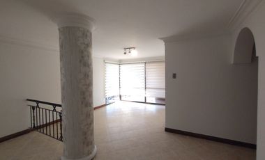 Apartamento en arriendo en Alto Prado.