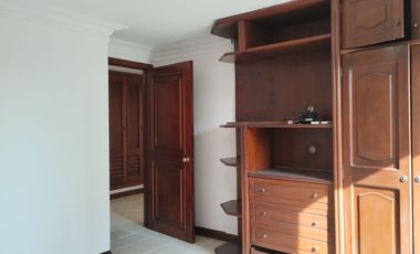 Apartamento en arriendo en Alto Prado.