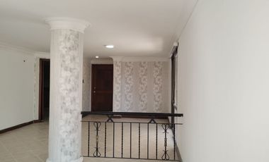 Apartamento en arriendo en Alto Prado.
