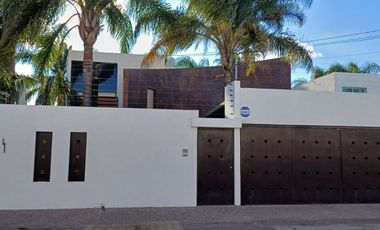 Casa en RENTA Fraccionamiento San Jacinto
