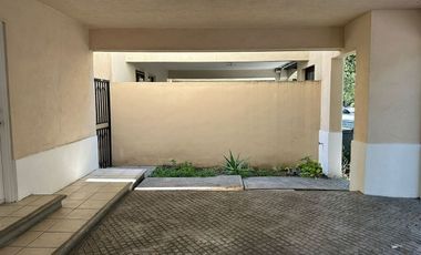 RENTA Casa Amueblada en Colonia Privada de Monterrey