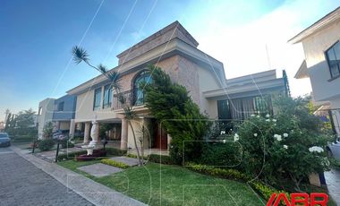 RESIDENCIA IMPECABLE EN RENTA EN COTO CHAPALITA