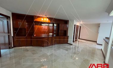 RESIDENCIA IMPECABLE EN RENTA EN COTO CHAPALITA