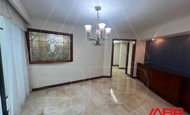 RESIDENCIA IMPECABLE EN RENTA EN COTO CHAPALITA