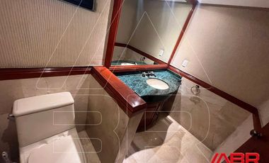 RESIDENCIA IMPECABLE EN RENTA EN COTO CHAPALITA