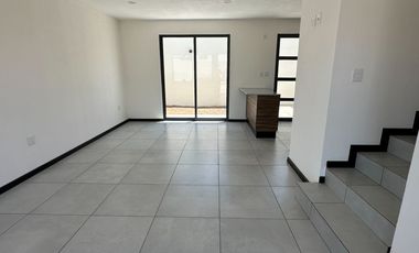 CASA EN VENTA ZONA SUR
