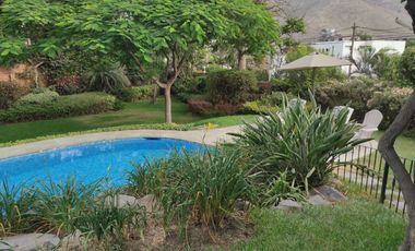 Venta de preciosa y exclusiva casa en Lagunas de la Molina