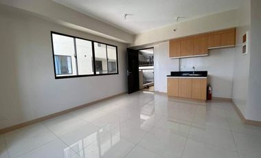 AVAILABLE 1 BEDROOM IN READY TO OCCUPY IN CAMELLA NORTHPOINT BAJADA