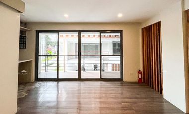 BRAND NEW Townhouse  in Quezon City QC Teacher's Village Semi-Furnished 3 BR 3 Bedroom