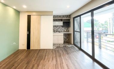 BRAND NEW Townhouse  in Quezon City QC Teacher's Village Semi-Furnished 3 BR 3 Bedroom