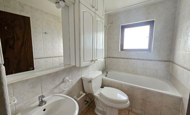 BROKER  ESPECTACULAR CASA LOS ALEMENDROS- SOLIDA 4D+3B+SE+PATIO+2ESTAC