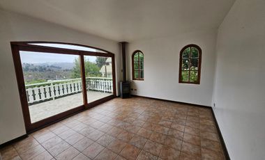 BROKER  ESPECTACULAR CASA LOS ALEMENDROS- SOLIDA 4D+3B+SE+PATIO+2ESTAC