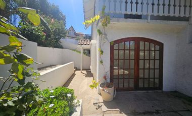 BROKER  ESPECTACULAR CASA LOS ALEMENDROS- SOLIDA 4D+3B+SE+PATIO+2ESTAC