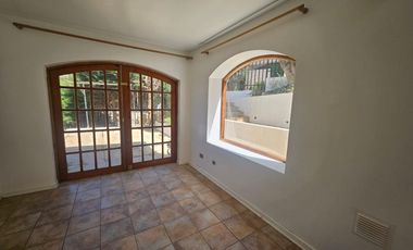BROKER  ESPECTACULAR CASA LOS ALEMENDROS- SOLIDA 4D+3B+SE+PATIO+2ESTAC