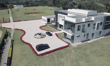 VENTA DE FINCA UBICADA EN SAN VICENTE FERER