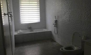 6BR House for Rent in San Pedro Laguna