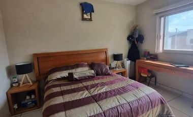 VENTA CASA EN CALLE PRIVADA, JARDINES DE SANTA ISABEL, GUADALAJARA