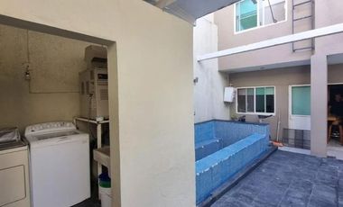 VENTA CASA EN CALLE PRIVADA, JARDINES DE SANTA ISABEL, GUADALAJARA
