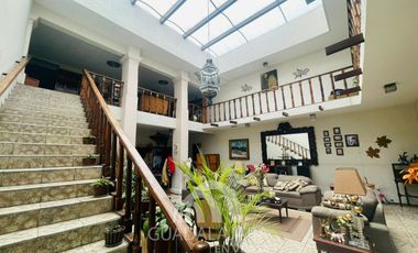 Casa en VENTA en el CENTRO DEL SALTO, JALISCO.