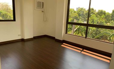 FOR SALE/ FOR LEASE: EIGHT MODERN TOWNHOUSE IN PARANAQUE CITY