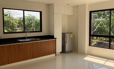 FOR SALE/ FOR LEASE: EIGHT MODERN TOWNHOUSE IN PARANAQUE CITY