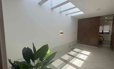 Casa en Venta 3 recamaras con baño cada una , Zibata GPT3508