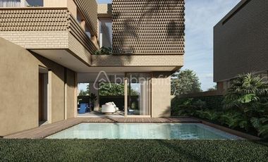 Architectural Marvel: Stunning Bali Leasehold Villa with Kedungu Beach Ocean Proximity