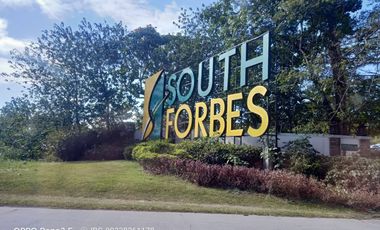Semi  furnished 2 storey House for rent in South Forbes 3+1Br 1 covered Car Park