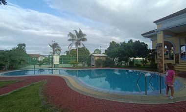 Semi  furnished 2 storey House for rent in South Forbes 3+1Br 1 covered Car Park