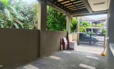 Semi  furnished 2 storey House for rent in South Forbes 3+1Br 1 covered Car Park