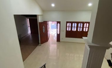 Venta casa en el jardín con acabados de lujo y amplios espacios