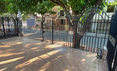 Venta casa en el jardín con acabados de lujo y amplios espacios