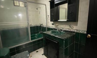 Venta casa en el jardín con acabados de lujo y amplios espacios