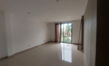 Ciudad Celeste, Se renta linda casa 4 dormitorios sin muebles.