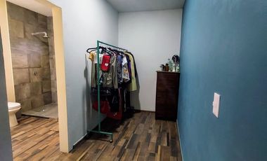 CASA DE CAMPO CON MAS DE UNA HECTAREA DE TERRENO A LAS AFUERAS DE CORDOBA