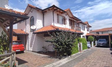 VENTA CASA TIPO HACIENDA SECTOR PLAYA CHICA