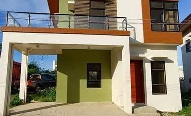 Preselling 2- storey single detached house with 4- bedroom for sale in Crescent Ville Mandaue Cebu