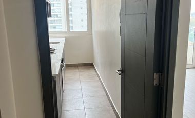 CERCA DE METRO LAS TORRES