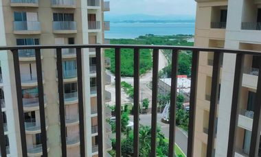 Two Bedrooms Beach Condo Unit in Movinpick Resort and Residences