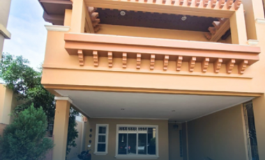FOR LEASE | 4 Bedroom 3 Storey Townhouse at Edison St. Lahug Cebu City - 370 SQM