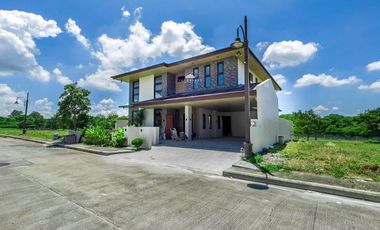 For Sale: 5 Bedroom 5BR House in Daang Hari Road, Las Piñas City, Alabang West Village RUSH SALE! Price DROP!