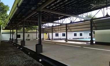 NEWLY BUILT CONTEMPORARY RESORT