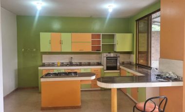 Vendo casa en la Coop. 