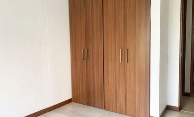 PR20645 Apartamento en arriendo en el sector Loma de las Brujas