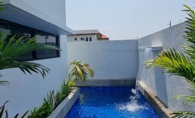 TWO STOREY BRAND NEW HOUSE AND LOT FOR SALE WITH SWIMMING POOL!