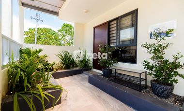 Oro Model Unit of Intalio Estates