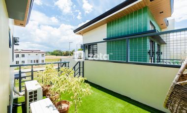 Oro Model Unit of Intalio Estates